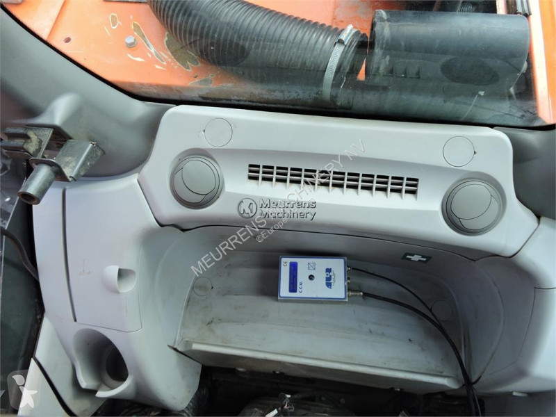 جرافة Hitachi 0