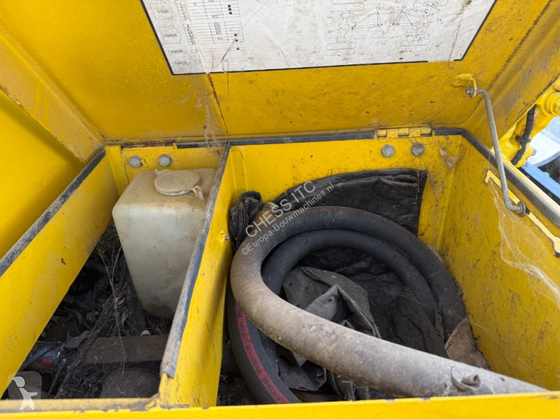 جرافة Komatsu 220-7 - 220 - 200 -