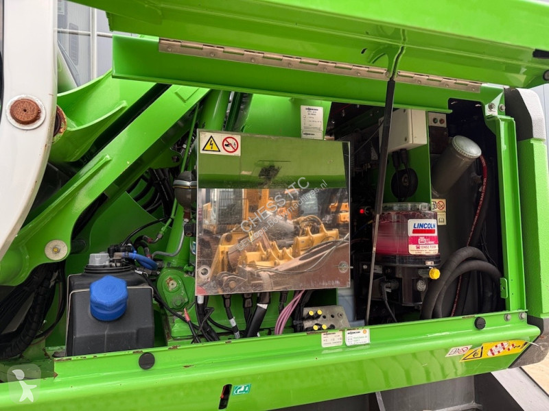 جرافة Sennebogen 817 E - 817M E - 818 E - E