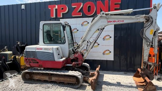 جرافة Takeuchi tb250 clim à 27 900 € ht