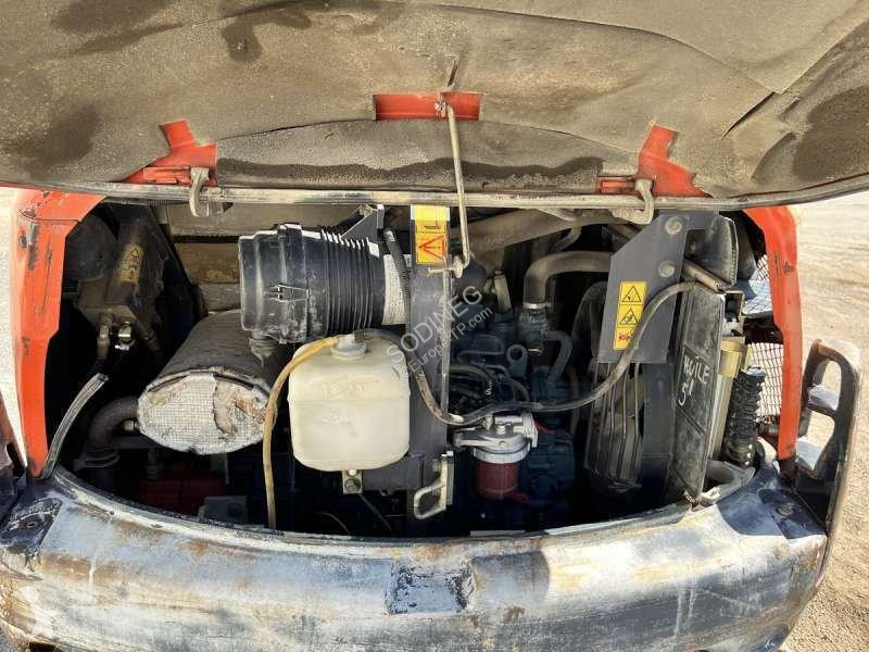 جرافة Kubota