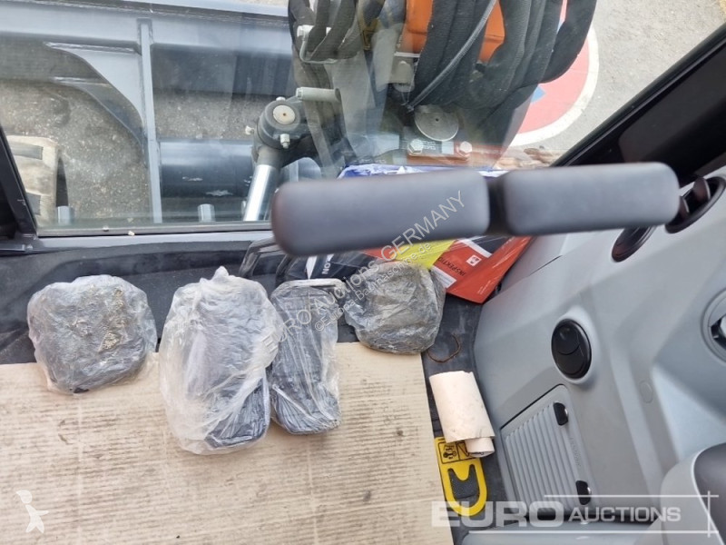 جرافة Develon DX55R-7