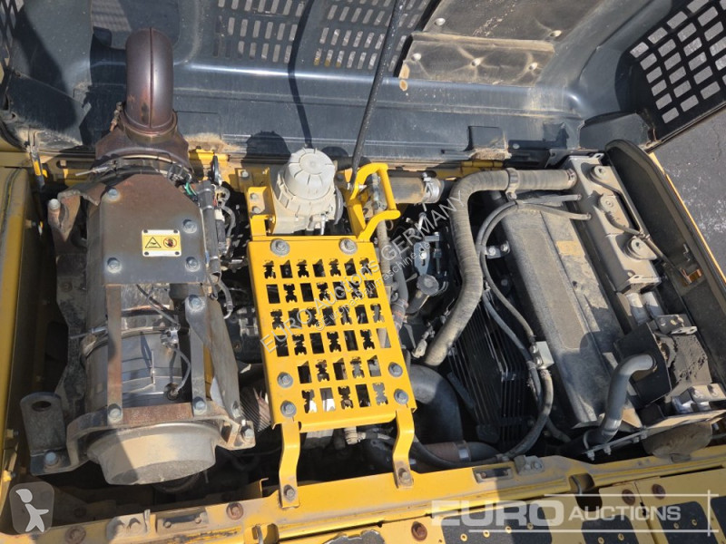 Excavadora Komatsu 10