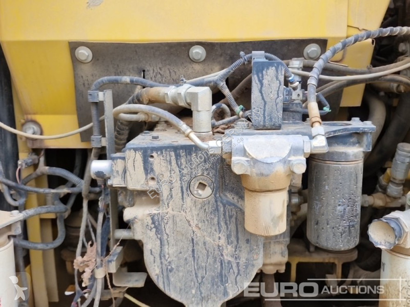 Rýpadlo Komatsu 10