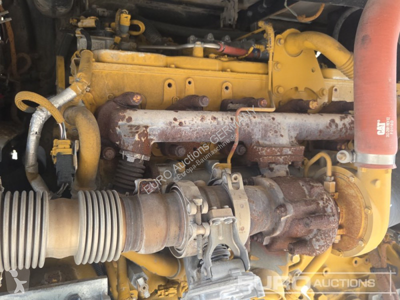 Graafmachine Caterpillar MH3024