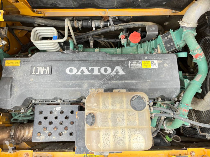 Rýpadlo Volvo - Automatic Greasing / Quick Coupler