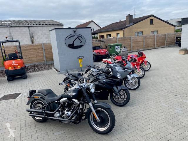 Lopatový nakládač Yamaha V-Max