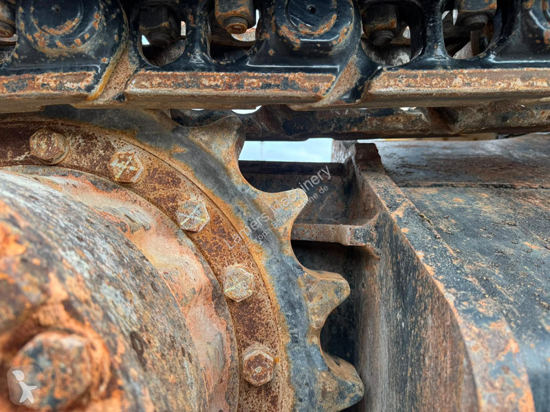 Lopatový nakládač Caterpillar NG 07B .