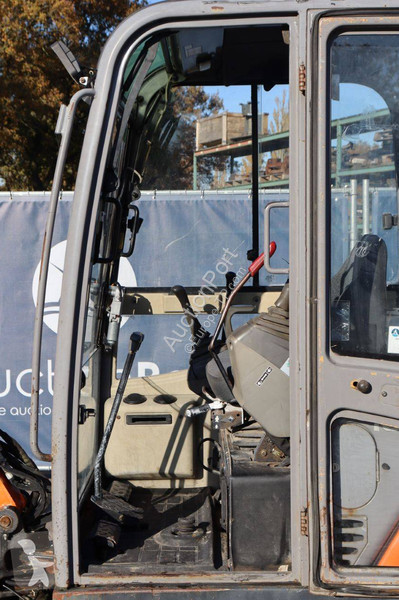 جرافة Hitachi CLR