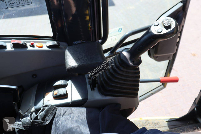 Rýpadlo Komatsu PC80MR-5EO