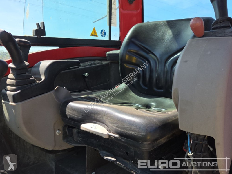 جرافة Volvo ECR50D