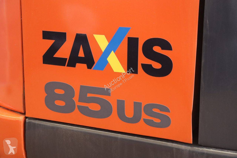 Lopatový nakládač Hitachi Zaxis B-6