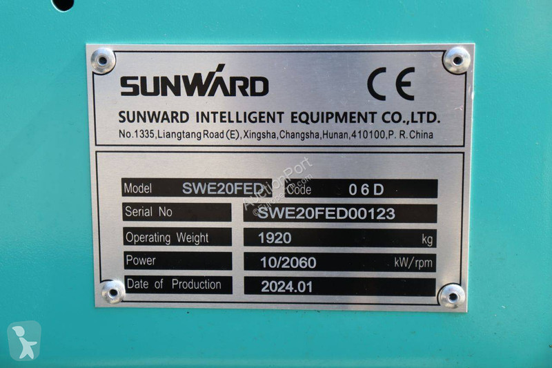 Экскаватор Sunward SWE 20FED