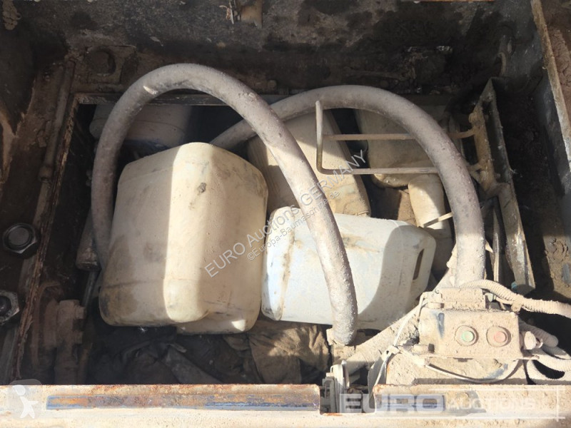 Graafmachine Hitachi LC-3