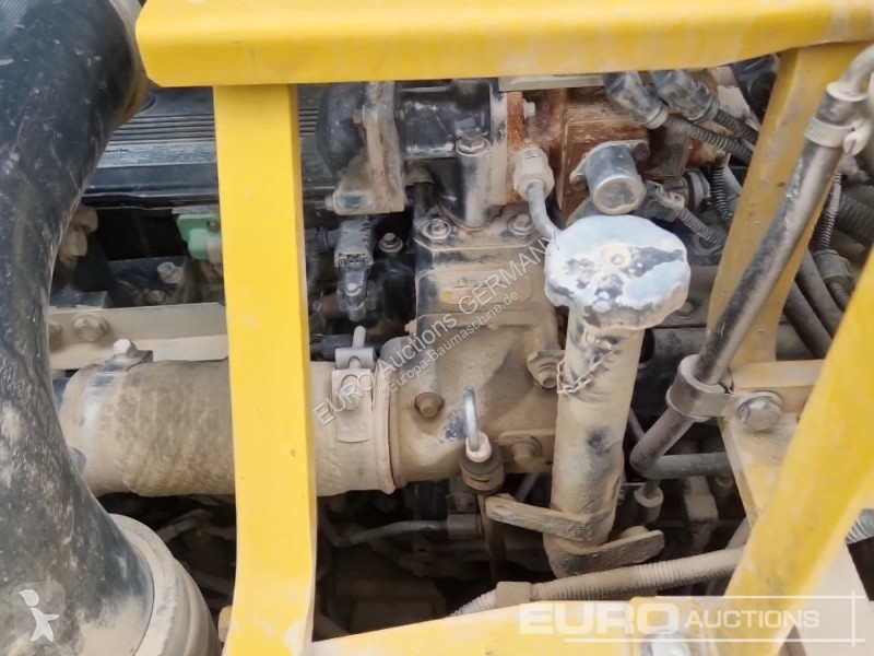 Lopatový nakládač Komatsu NLC-11