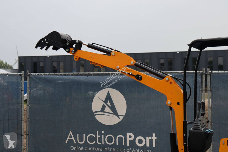 Excavadora JPC HT12