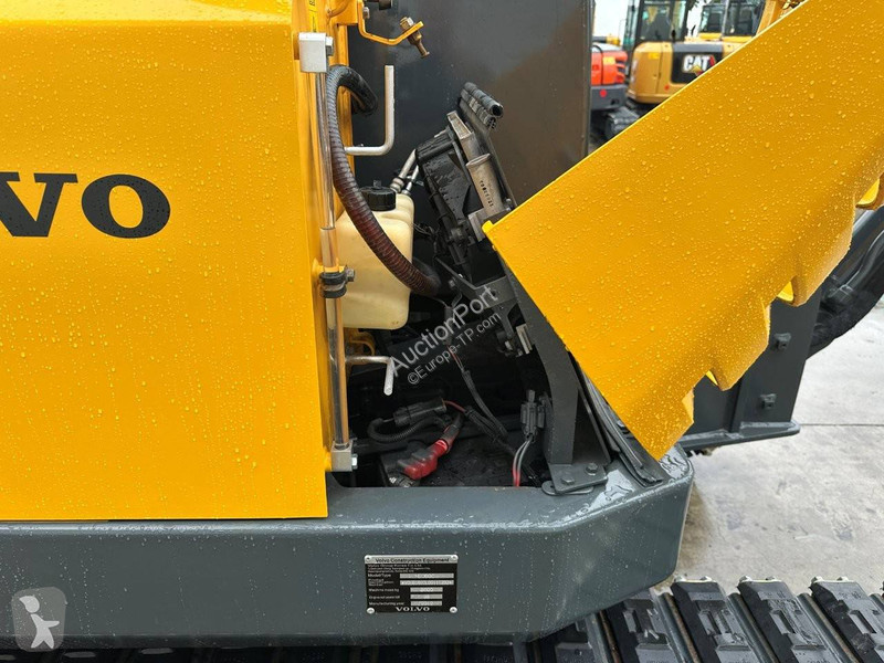 Excavadora Volvo EC60C
