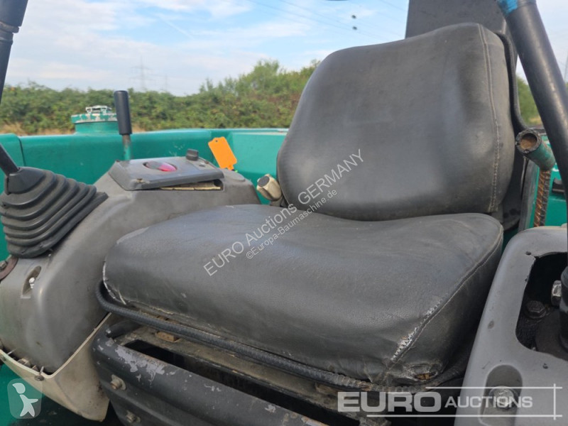 Багер Komatsu PC25-1