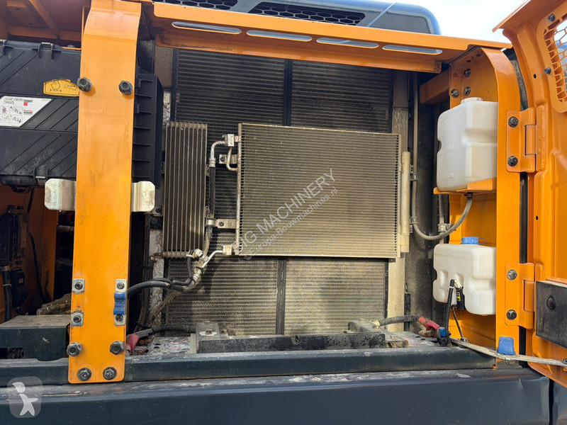 Excavadora Hyundai HX330NL