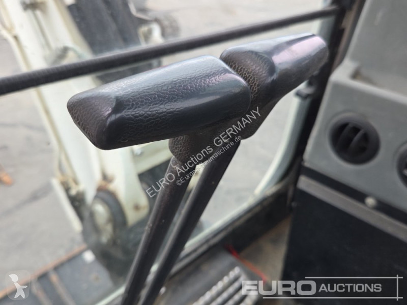 Багер Yanmar ViO33-U