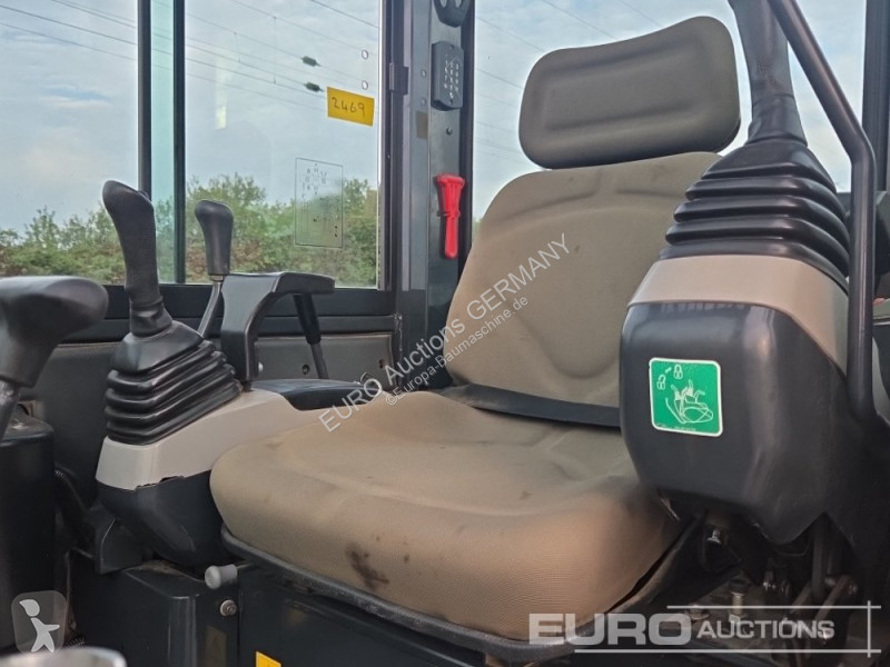Багер Komatsu
