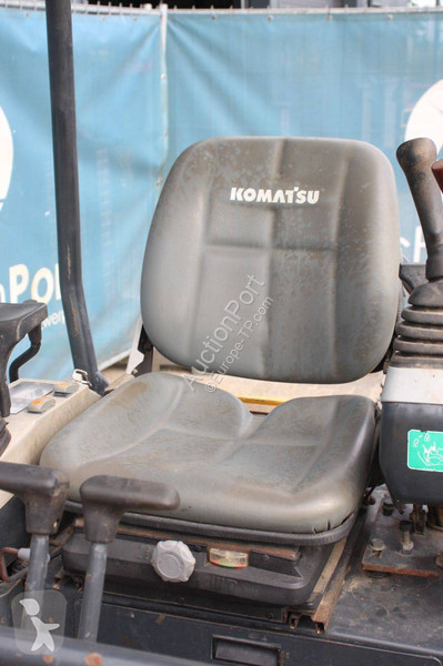Екскаватор Komatsu PC16R-3HS