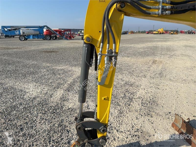 Екскаватор Wacker Neuson E