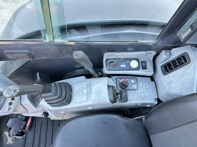 Pelle Kubota KX155-5