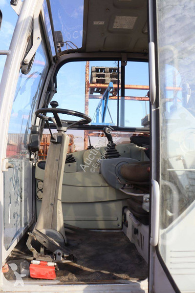 جرافة Neuson 6503