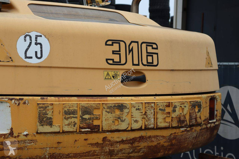 جرافة Liebherr