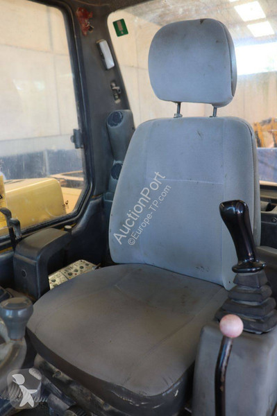 Excavadora Komatsu 110R