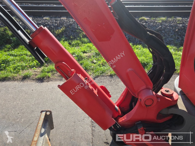 جرافة JCB