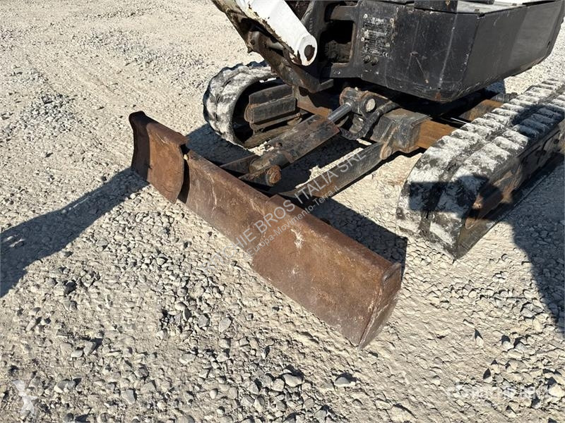 جرافة Bobcat Z Mini Excavator