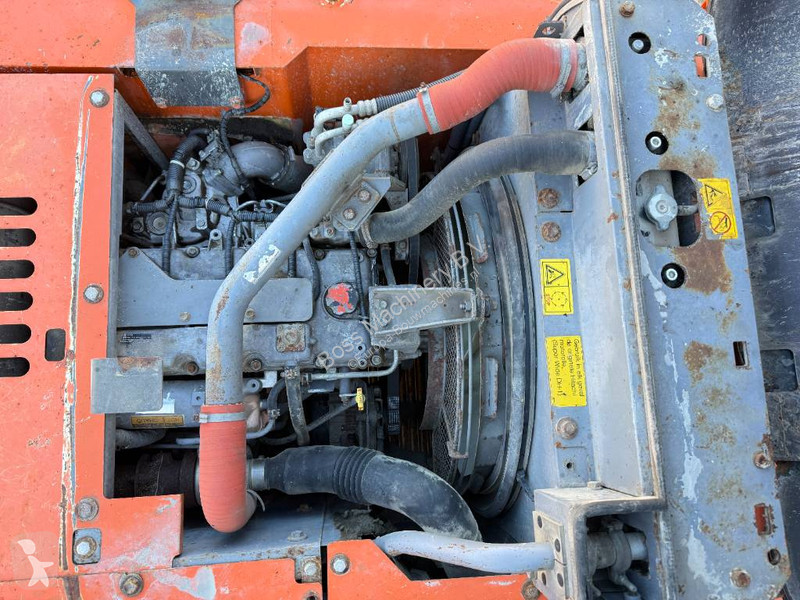 جرافة Hitachi 3 - Hammer Lines / Quick Coupler