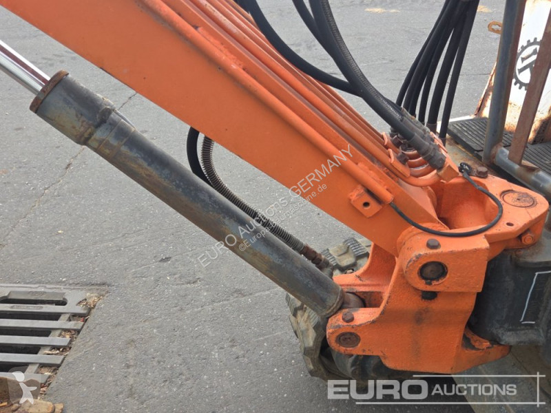Pelle Kubota KH31