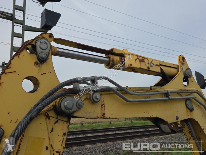 Excavadora Yanmar ViO33U
