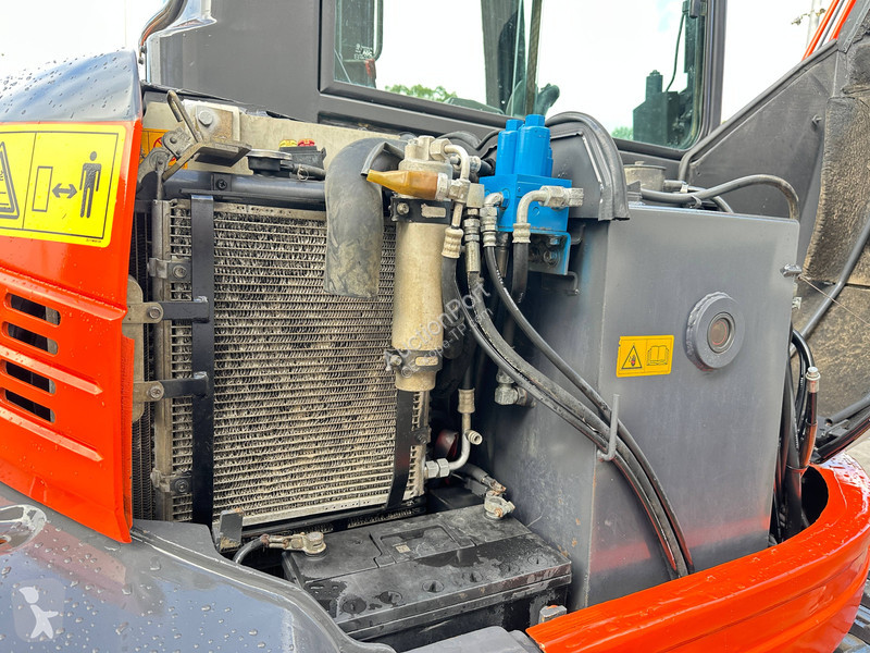 Skovel Kubota SZ