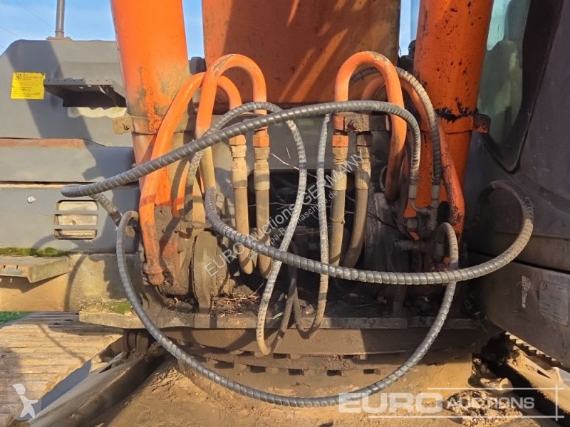 Skovel Hitachi 3