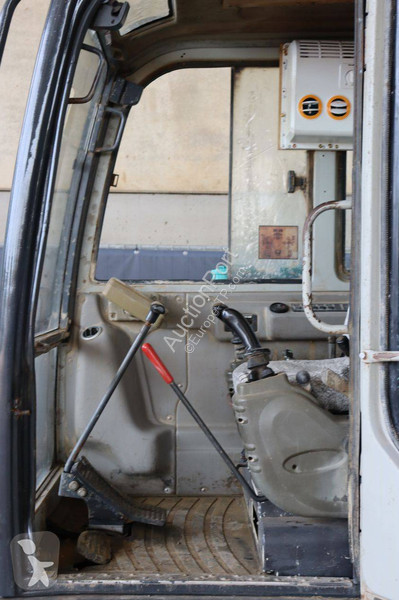 Pelle Kobelco C