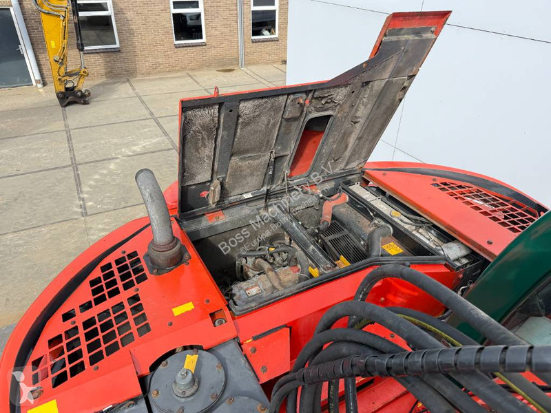 Pelle New Holland Kobelco E235B SR2 - 360°...