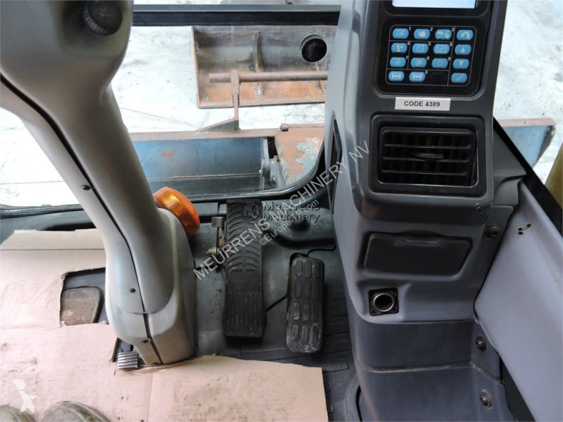 Pelle Komatsu PW140