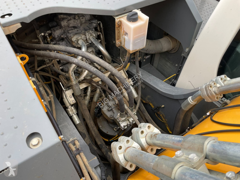 Pelle Liebherr R934LC