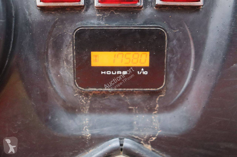 Pelle Kubota -5