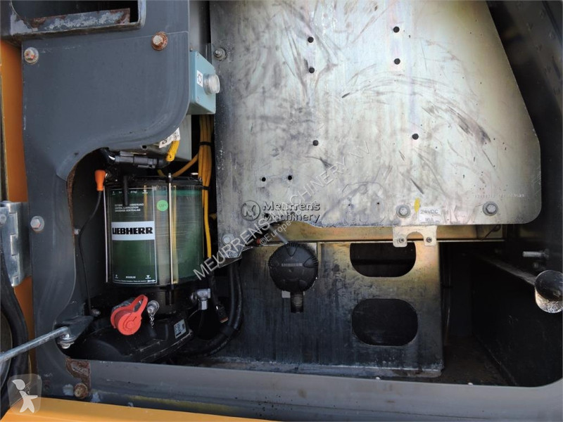 Pelle Liebherr R930