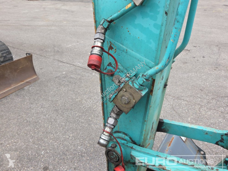 جرافة Kobelco SK85MSR-3E