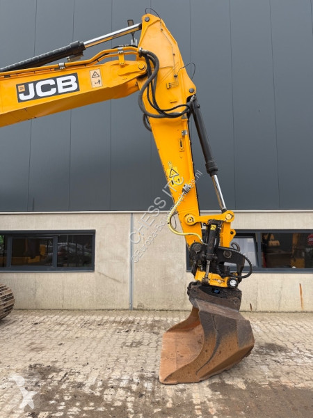 جرافة JCB 220 XL 4F - 220X LC - 220XL - 220X L4F