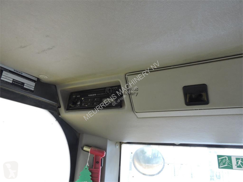 Багер Volvo Automatic Greasing