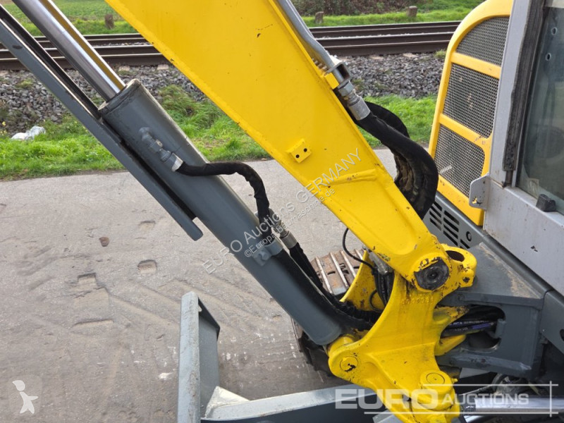 جرافة Wacker Neuson EZ38