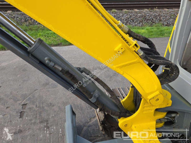 جرافة Wacker Neuson EZ28