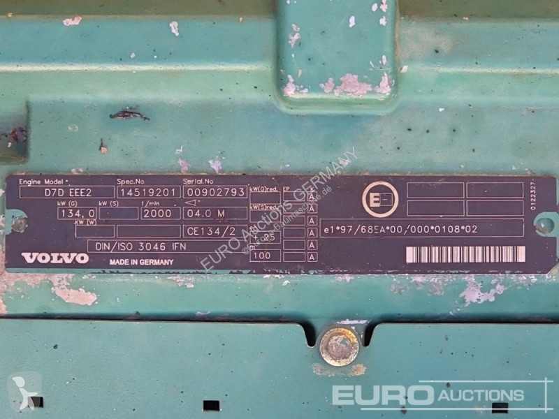 جرافة Volvo EC240
